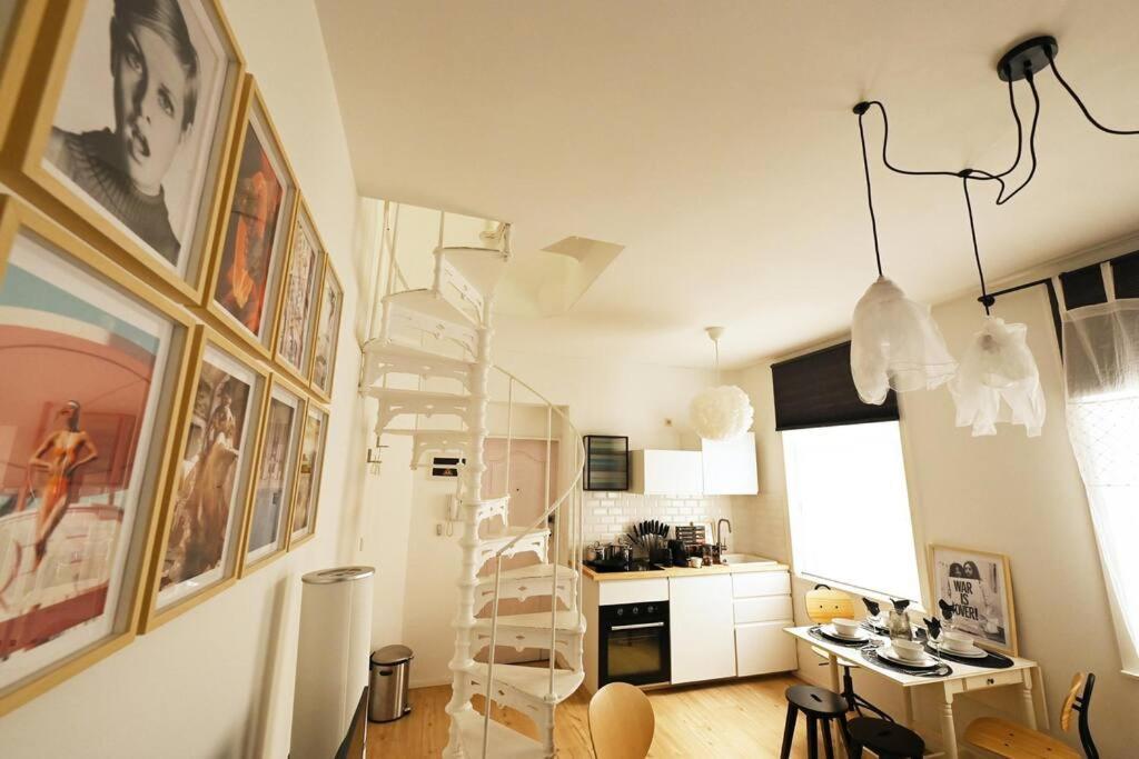 Stylish Duplex In The Heart Of Centre Apartment *