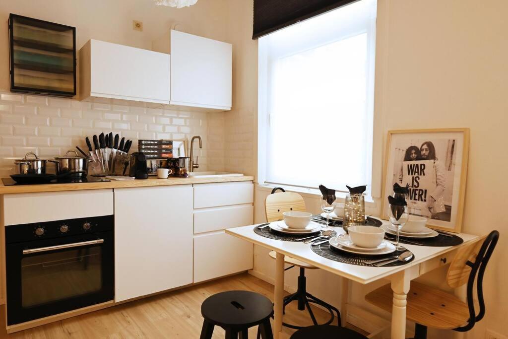 Stylish Duplex In The Heart Of Centre *